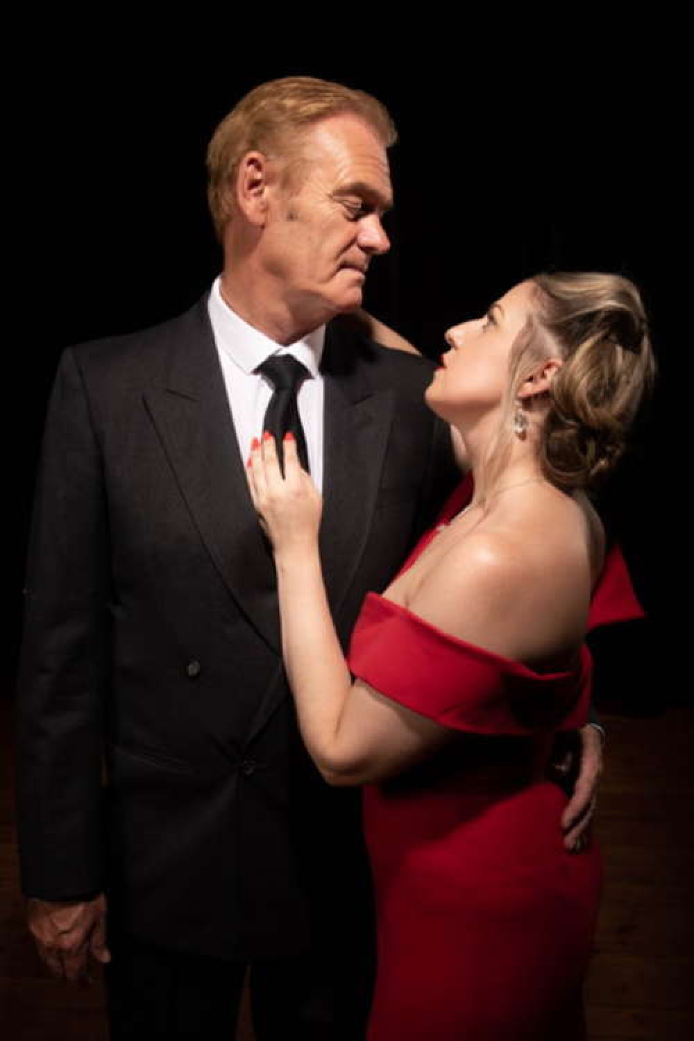 Silvey Webber as Evita and Mike Hamilton as Juan Peron Silvey Webber as Evita and Mike Hamilton as Juan Peron