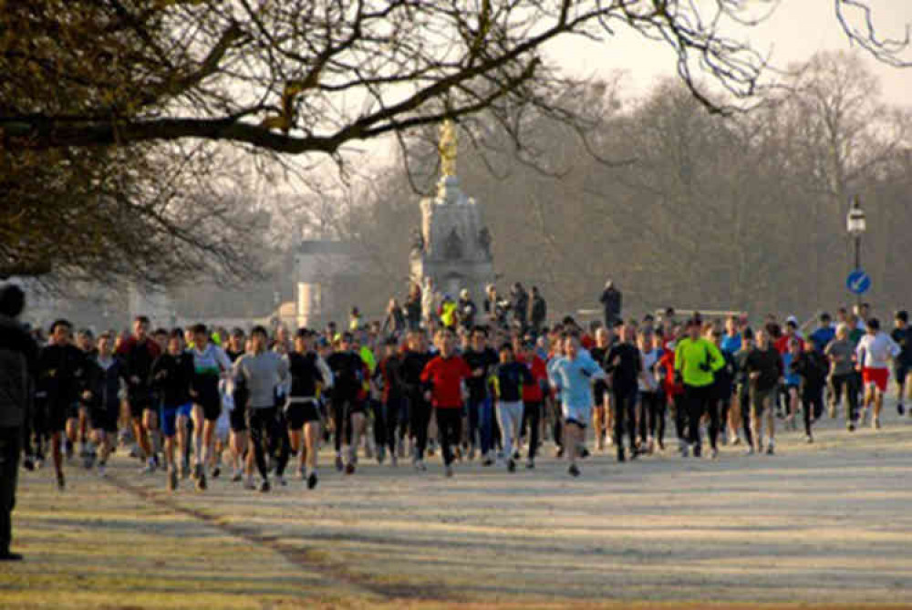 Over 1000 people usually join the Bushy Park 5k run on Saturday mornings