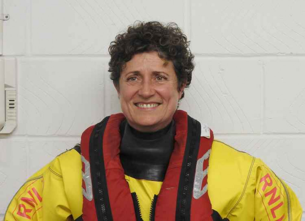 GIANNA SACCOMANI – BY JON BARKER, TEDDINGTON RNLI