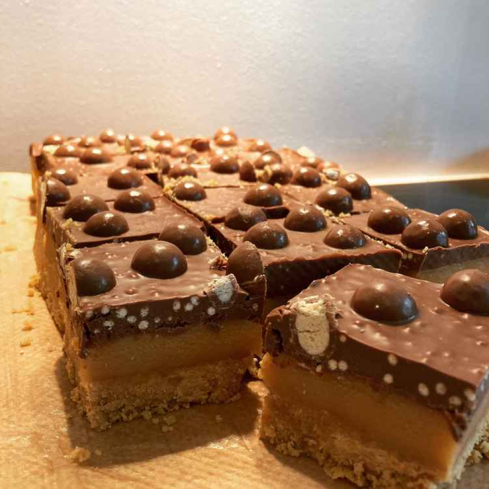 Malteser Millionaire's Shortbread from Muffin Mad