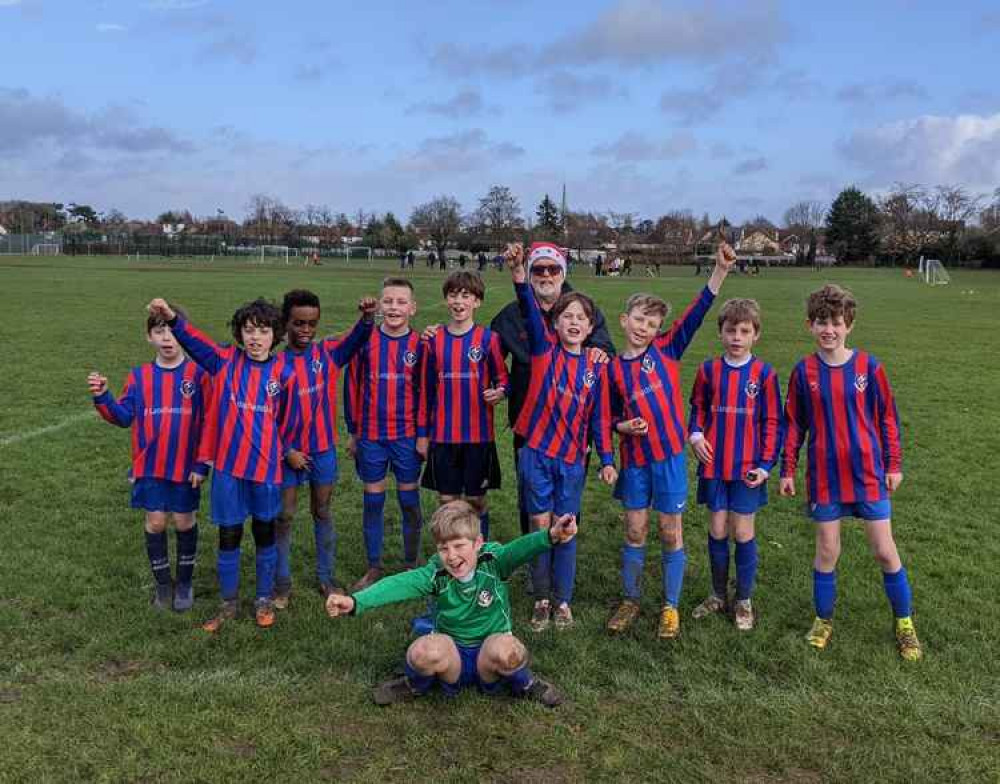 The squad at Teddington Athletic