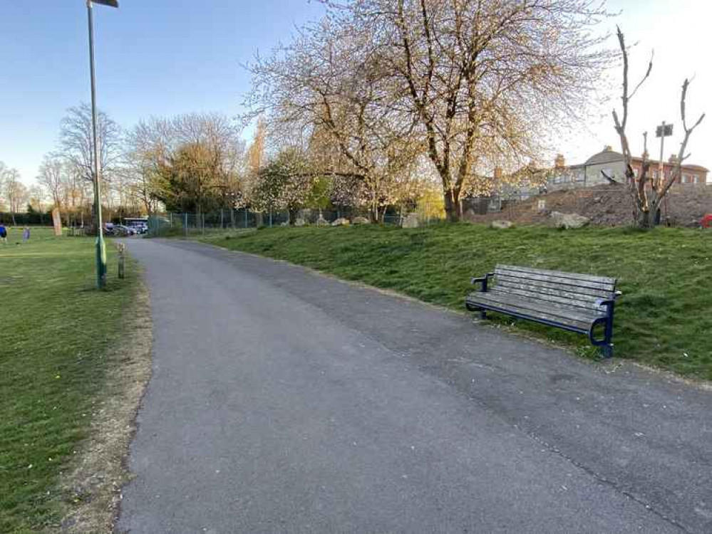 The path behind the Royal Hotel at the Bath Grounds