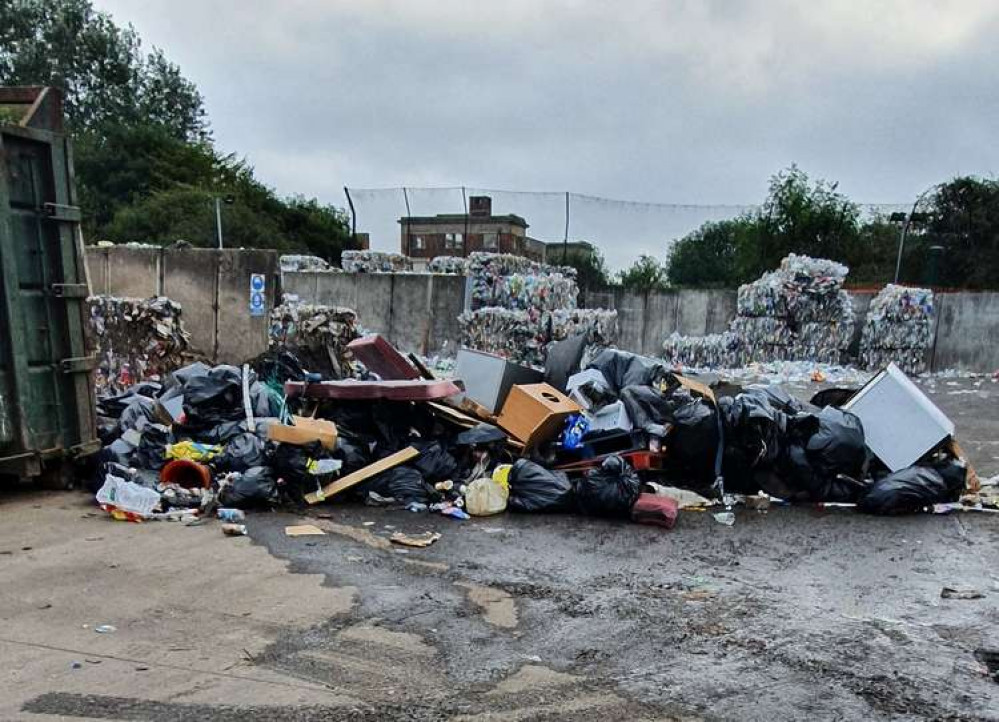 Over 54,000 tonnes of rubbish was collected from the dual carriageway in the district