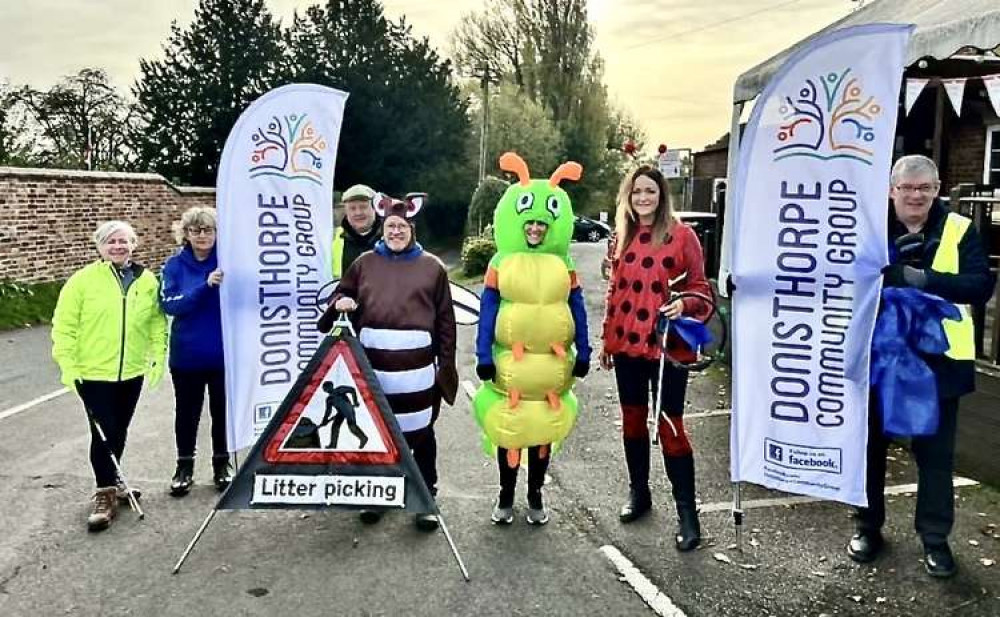 The Donisthorpe litter pickers met at the Halfway House pub