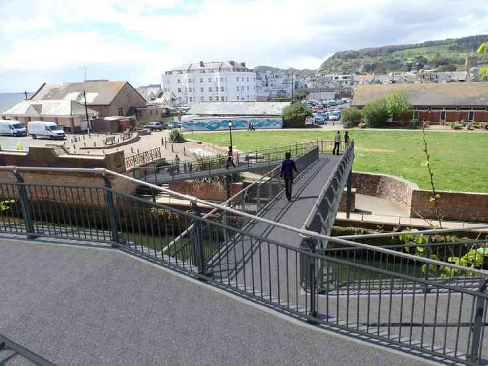 An artist's impression of the new bridge being built 40 metres inland from the site of the old bridge.