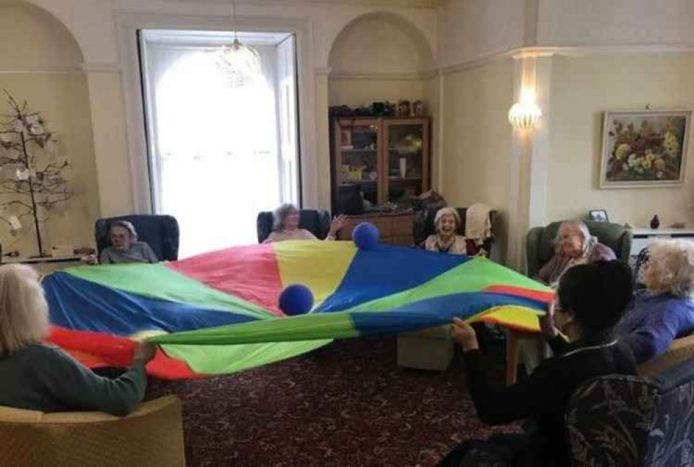 The parachute game