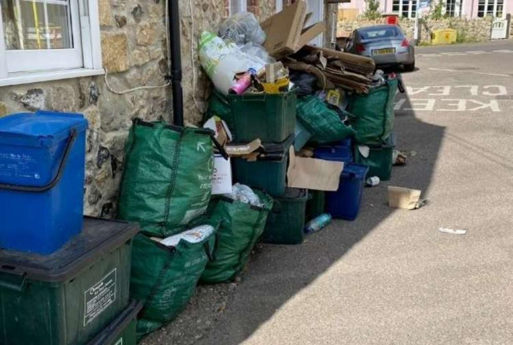 Rubbish still waiting for collection