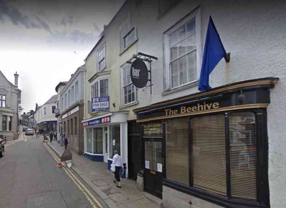 Google Street View. Google Street View.