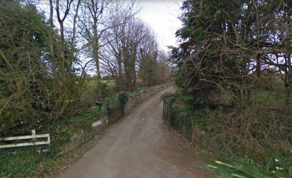 The entrance to Le Brace, in Emborough, where the kennels are proposed (Photo: Google Street View)