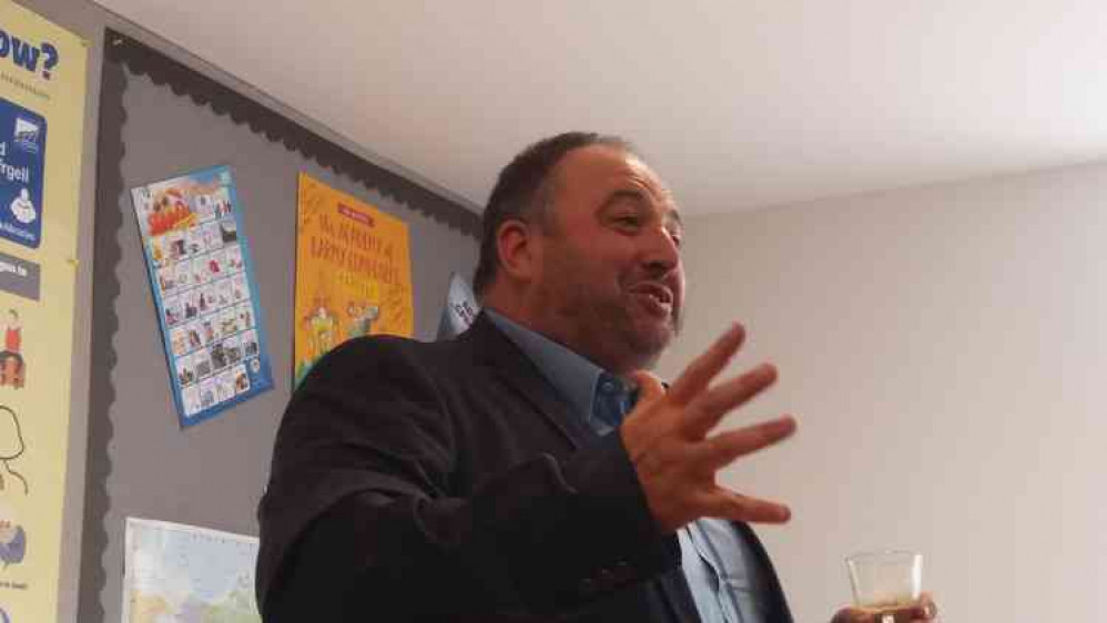 Wynne Evans Wynne Evans