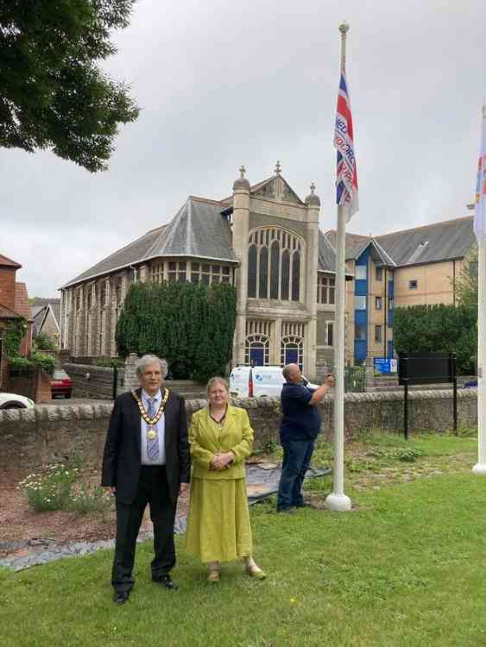 Image shows Town Mayor, Cllr. Mark Wilson with Penarth Town Council Leader, Cllr.  Rhiannon Birch.