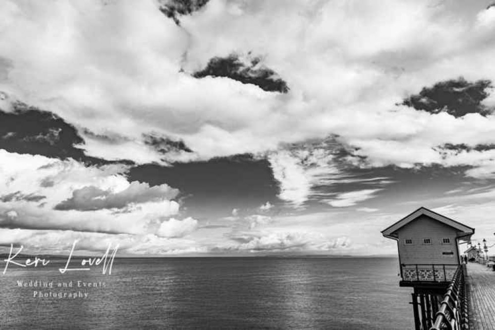 A sky view from the pier