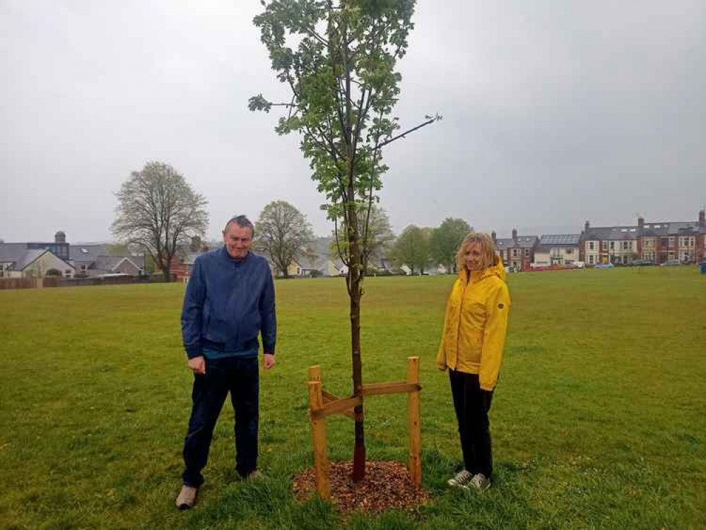 Helen Westhead (right) and Anthony Slaughter (left)