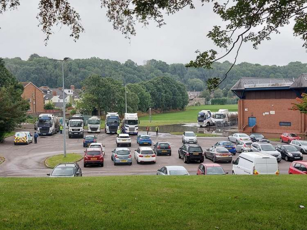 Water tankers arrived at the leisure centre