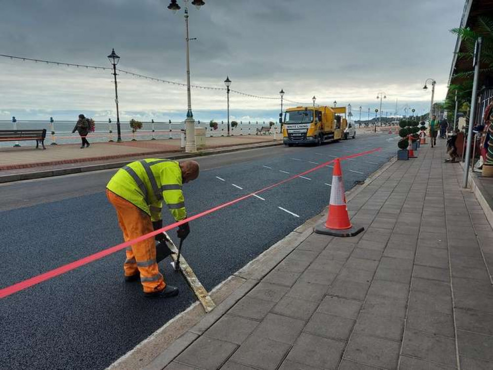 Workers resurface parts of Penarth Esplanade