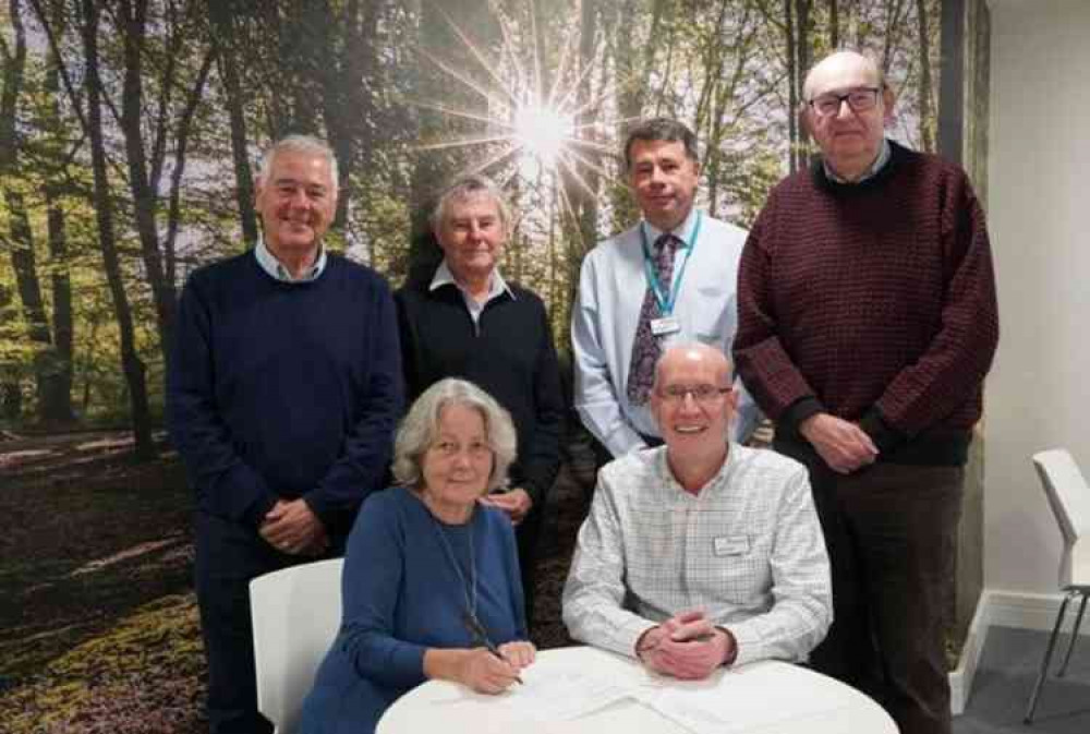 Photo credit: Ben Cole. Group Shot: (L - R) Top Row: Ken Groves, Exmouth Trustee John Hawkins, Exmouth Trustee Andrew Randall, Interim CEO – Hospiscare Geoff Bush, Trustee – Hospiscare Bottom Row: Helen Enright, Exmouth and Lympstone Hospiscare Cha Photo credit: Ben Cole. Group Shot: (L - R) Top Row: Ken Groves, Exmouth Trustee John Hawkins, Exmouth Trustee Andrew Randall, Interim CEO – Hospiscare Geoff Bush, Trustee – Hospiscare Bottom Row: Helen Enright, Exmouth and Lympstone Hospiscare Cha