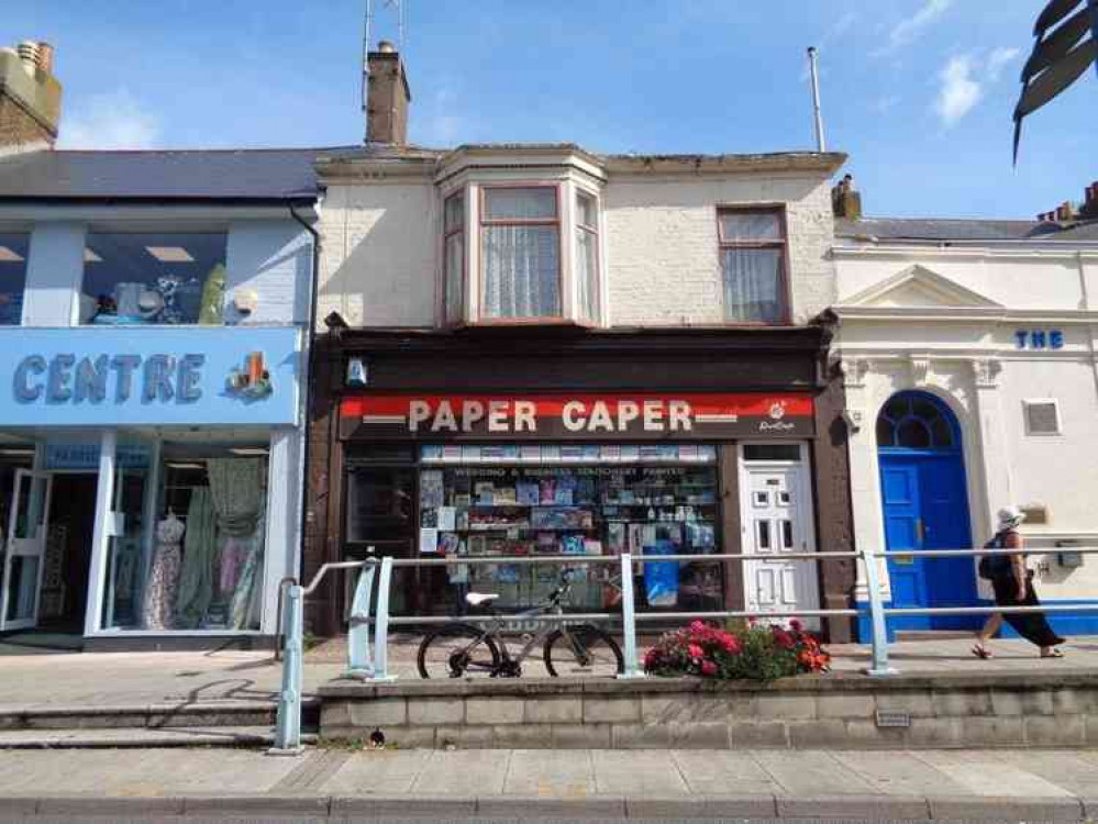 Paper Caper in the Parade, Exmouth. Image courtesy of Haarer Goss. Paper Caper in the Parade, Exmouth. Image courtesy of Haarer Goss.