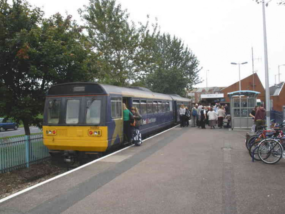 Exmouth Train Station. Main image courtesy of Roger Cornfoot.