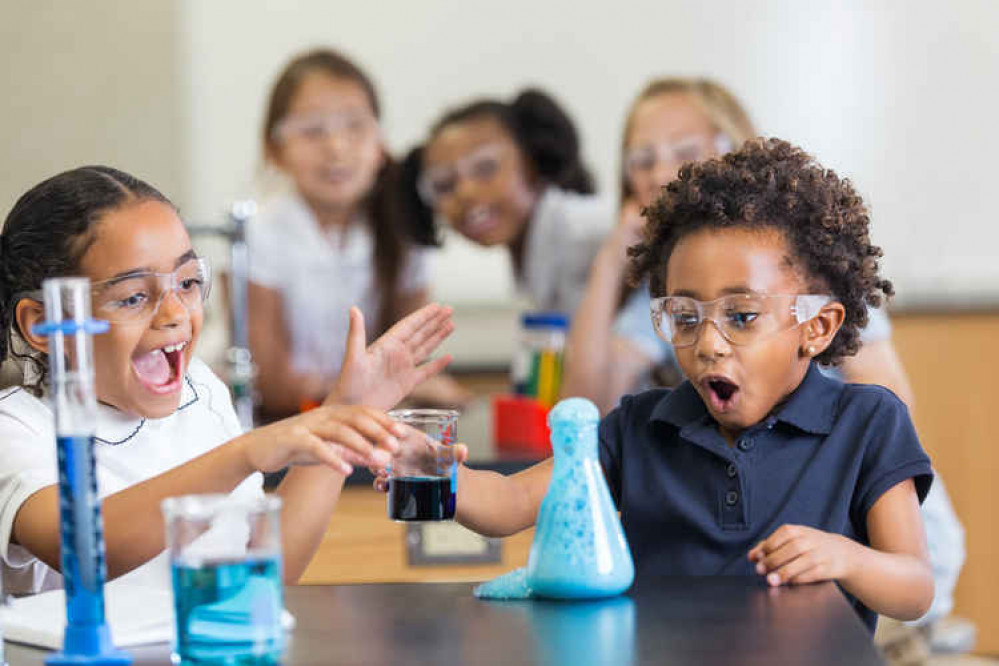 Encouraging young female scientists