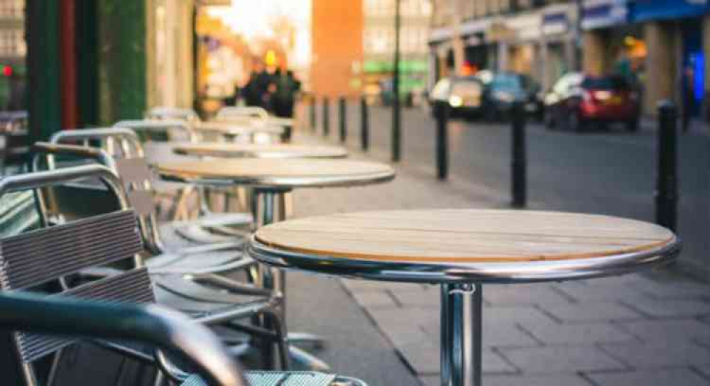 Businesses are being encouraged to apply for pavement licences for al fresco dining