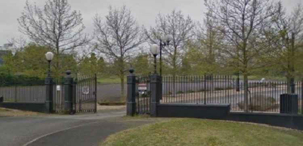 Meadow Brook Cemetery on Minshull New Road.