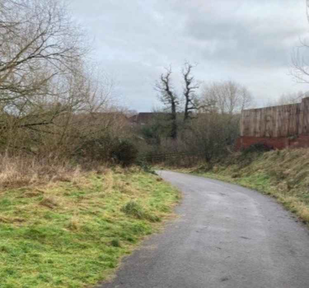 Blind bends on the pathway along Valley Brook and the George's are causing concern.