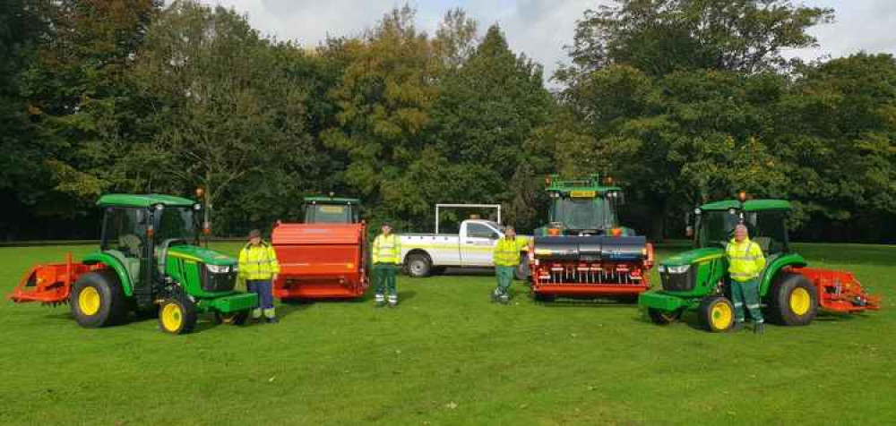 Ansa ground staff with the fleet of new maintenance equipment.