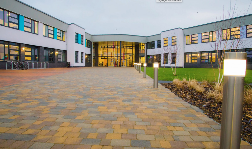 Ysgol Y Deri's main building is off Sully Road, about two and a half miles away from where the new site will be. (Image credit: Ysgol y Deri /Facebook page)