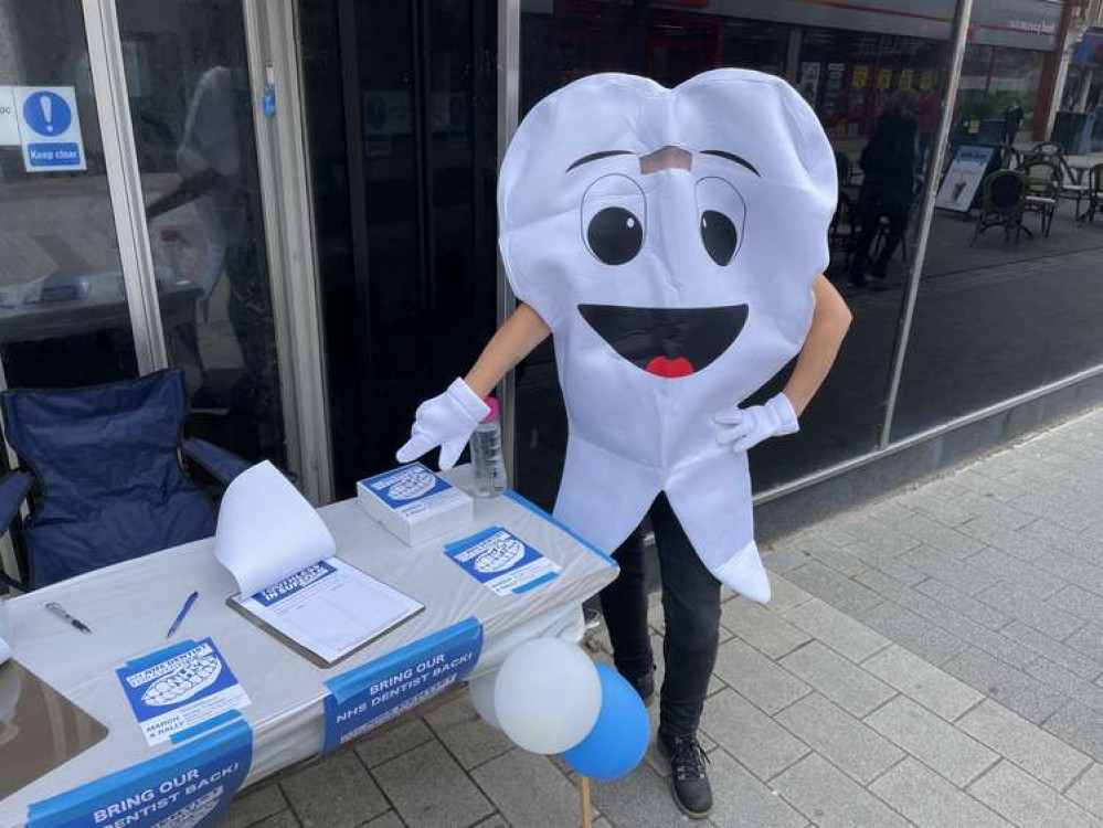 Toothless in Suffolk campaigning in Felixstowe