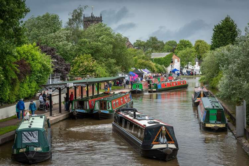 A colourful flotilla of narrowboats will descend on Middlewich (Photo credit: Breland Photography)