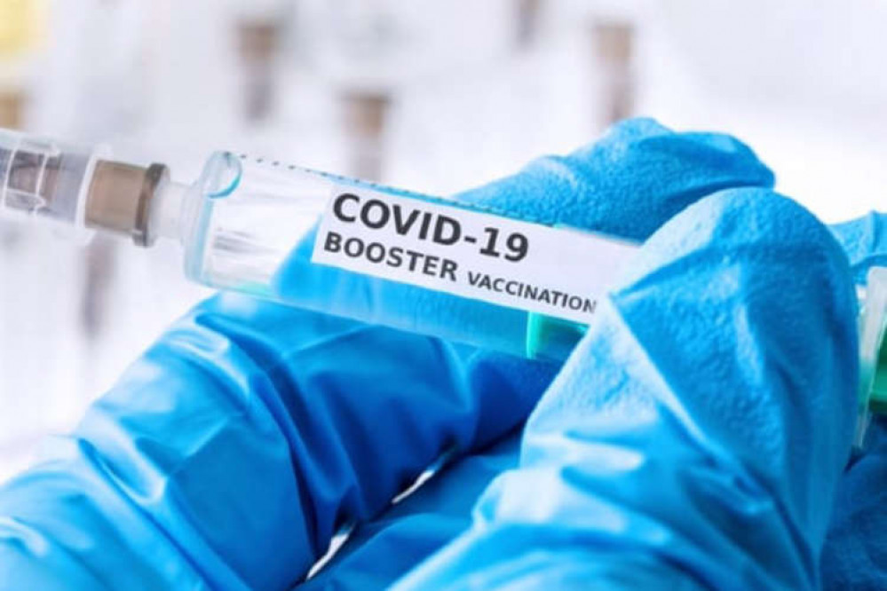 Booster jabs should help to reduce the risk of people developing serious illness and being admitted to hospital with Covid-19. (University of Bristol)