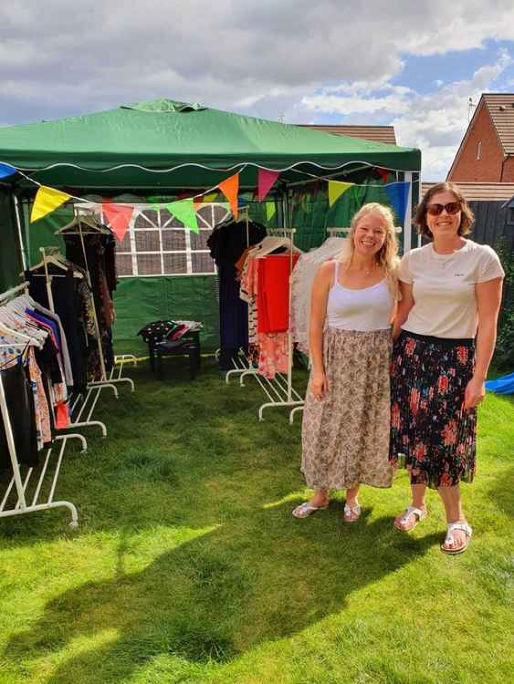 Laura and Nina in front of one of their pop-up shops.