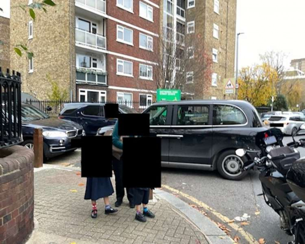 Large numbers of cars block the emergency access during the school run (credit: BHSRA)