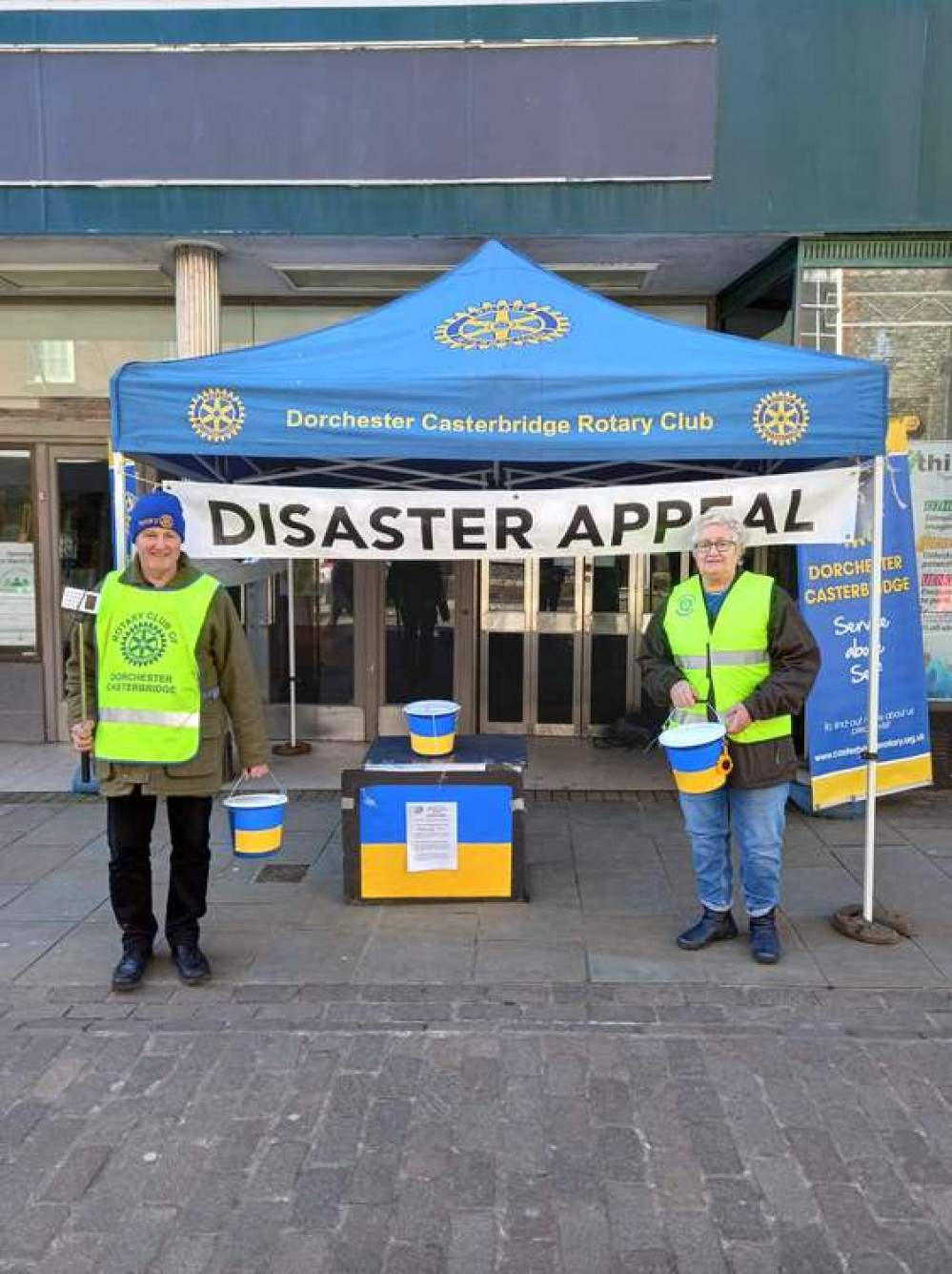 Members of Dorchester's Casterbridge Rotary Club collecting in South Street Members of Dorchester's Casterbridge Rotary Club collecting in South Street