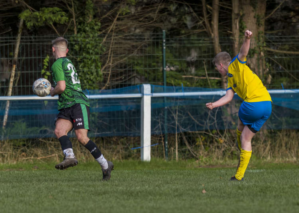 Heswall Reserves vs Mersey Harps - Picture by Barry Betts