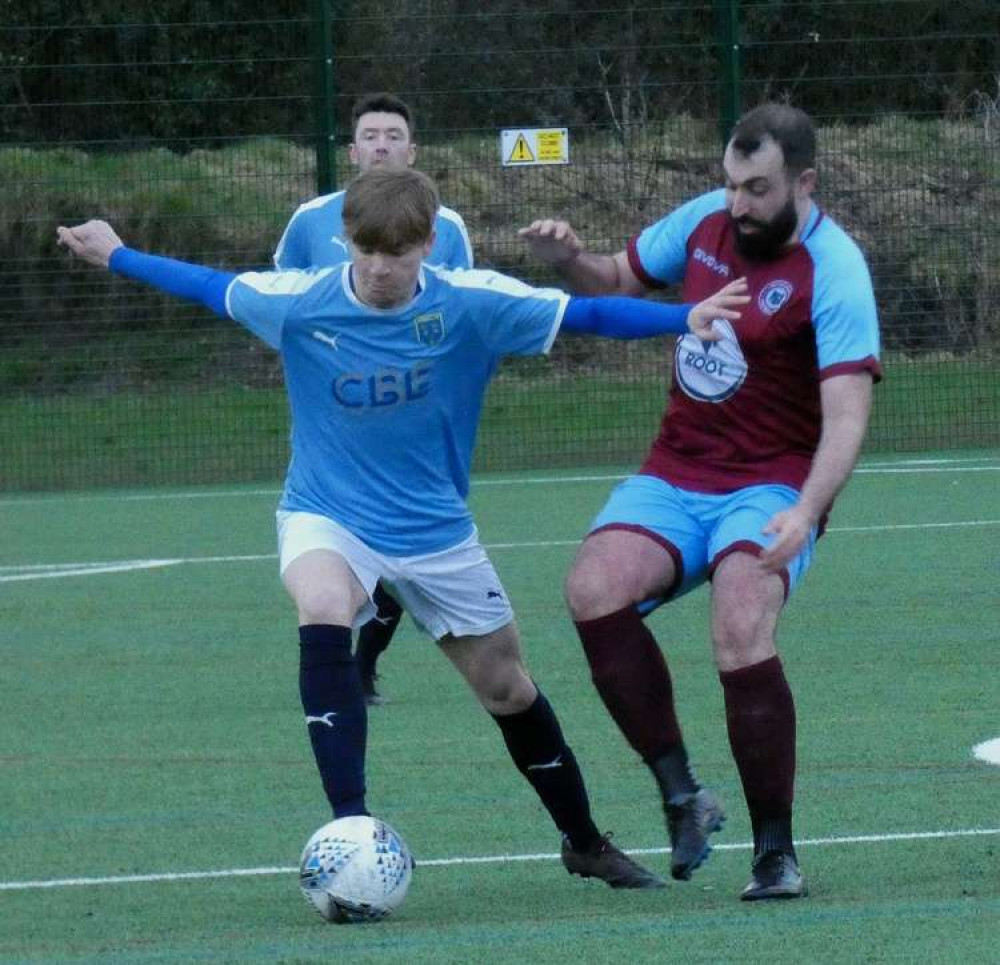 Neston Nomads v Heswall - Picture by Bob Shaw