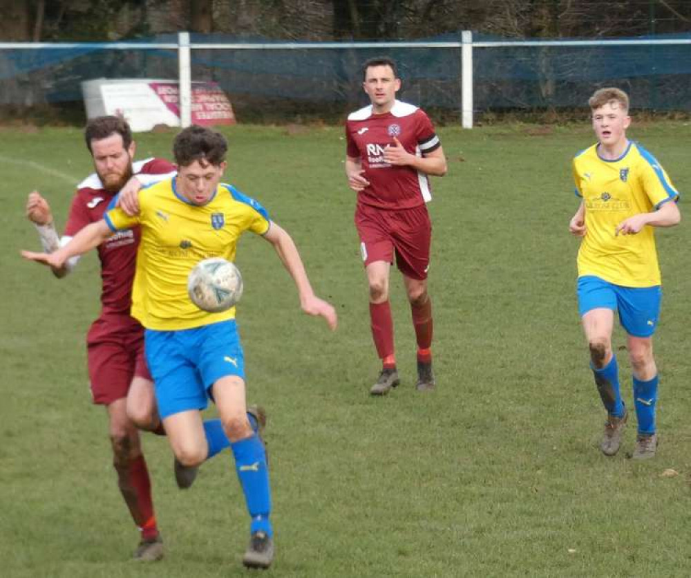 Heswall Reserves vs Capenhurst Villa - Picture: Bob Shaw