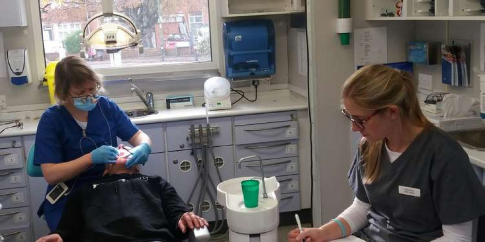 Volunteer dental staff Volunteer dental staff