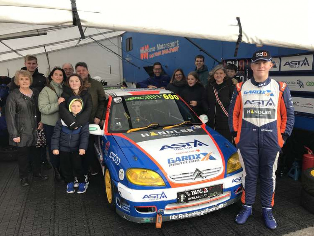 Ruben had lots of support at his home circuit this weekend. Photo courtesy of Ruben Hage Racing. Ruben had lots of support at his home circuit this weekend. Photo courtesy of Ruben Hage Racing.
