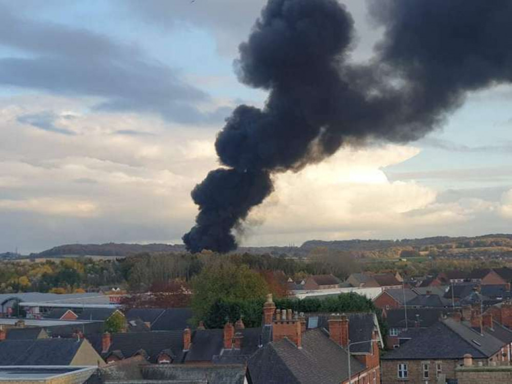 Smoke can be seen across the town of Hucknall. Photo courtesy of Zanda Sey.