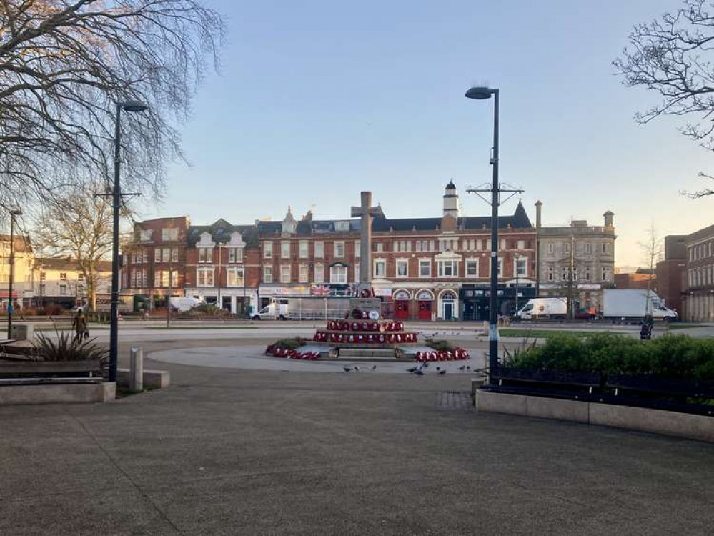 The war memorial on the Strand, Exmouth (Nub News, Will Goddard) The war memorial on the Strand, Exmouth (Nub News, Will Goddard)