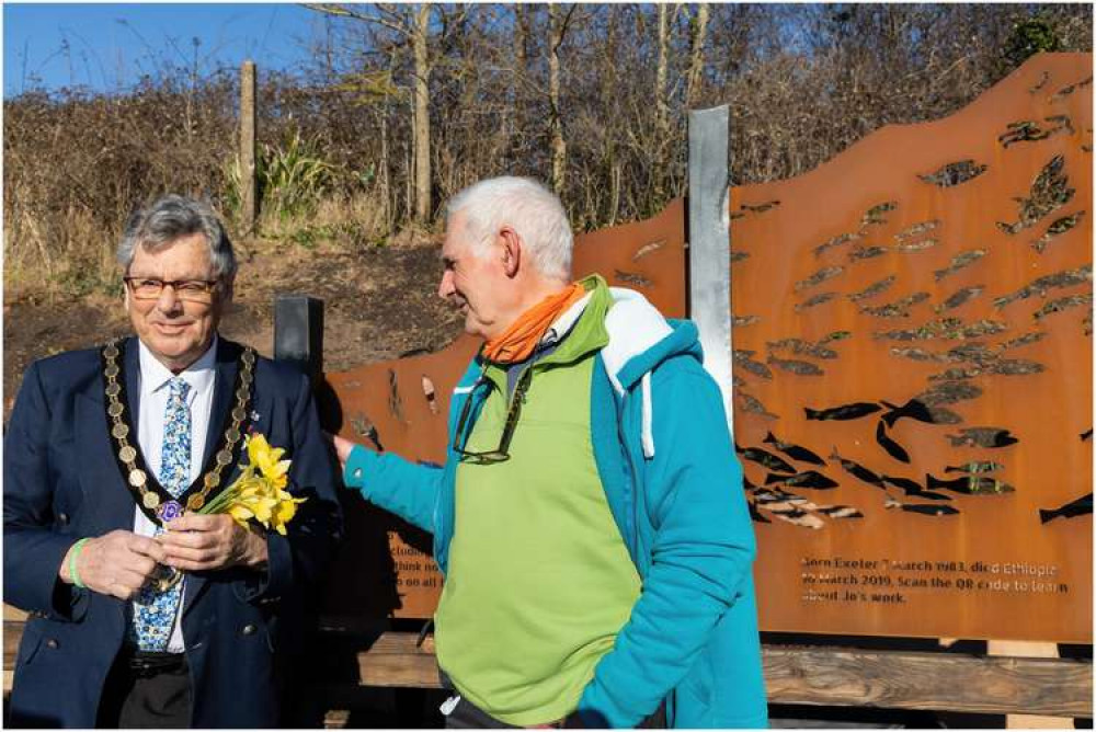 Exmouth Mayor Cllr Steve Gazzard and Joanna's father Adrian Toole at the unveiling (Sandra Barrett)