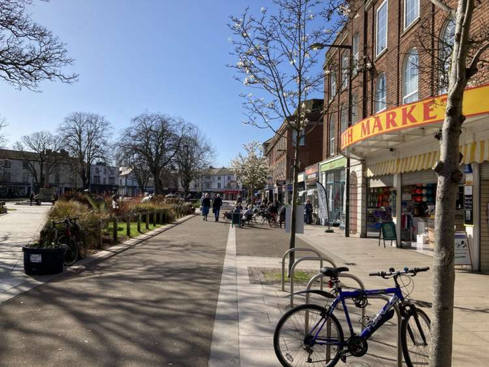 The Strand, Exmouth (Will Goddard, Nub News)