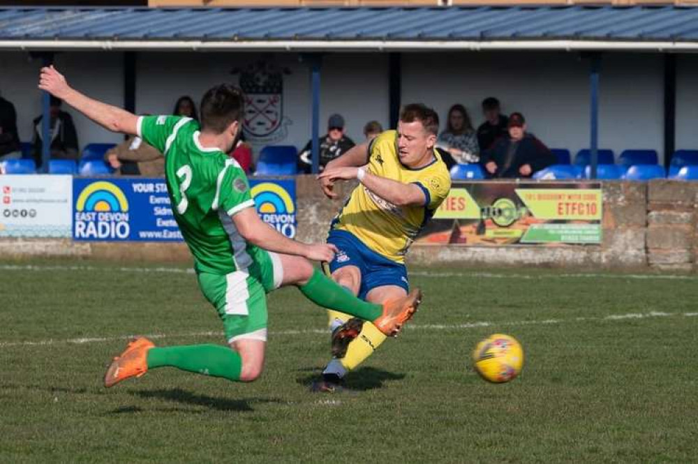 Levi Landracombe makes it 1-1 (Simon Reeves) Levi Landracombe makes it 1-1 (Simon Reeves)