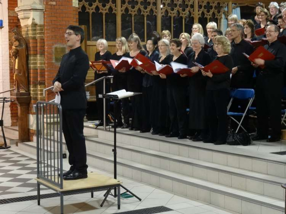 Kingston Choral Society returns to St Andrew's Church for a festive concert