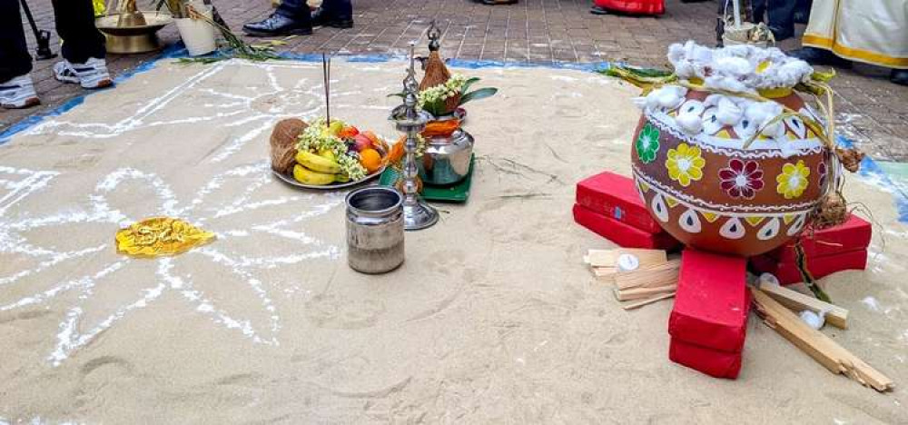 Thai Pongal means "to boil over." Offerings are made and rice is boiled in milk with raw sugar to make a sweet dish (Image: Ellie Brown)