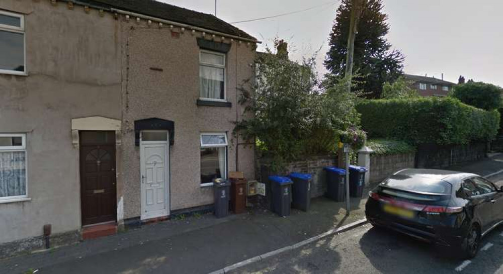 Parking at one end of Tunstall Road is only allowed from 8am - 5.30pm. Parking at one end of Tunstall Road is only allowed from 8am - 5.30pm.