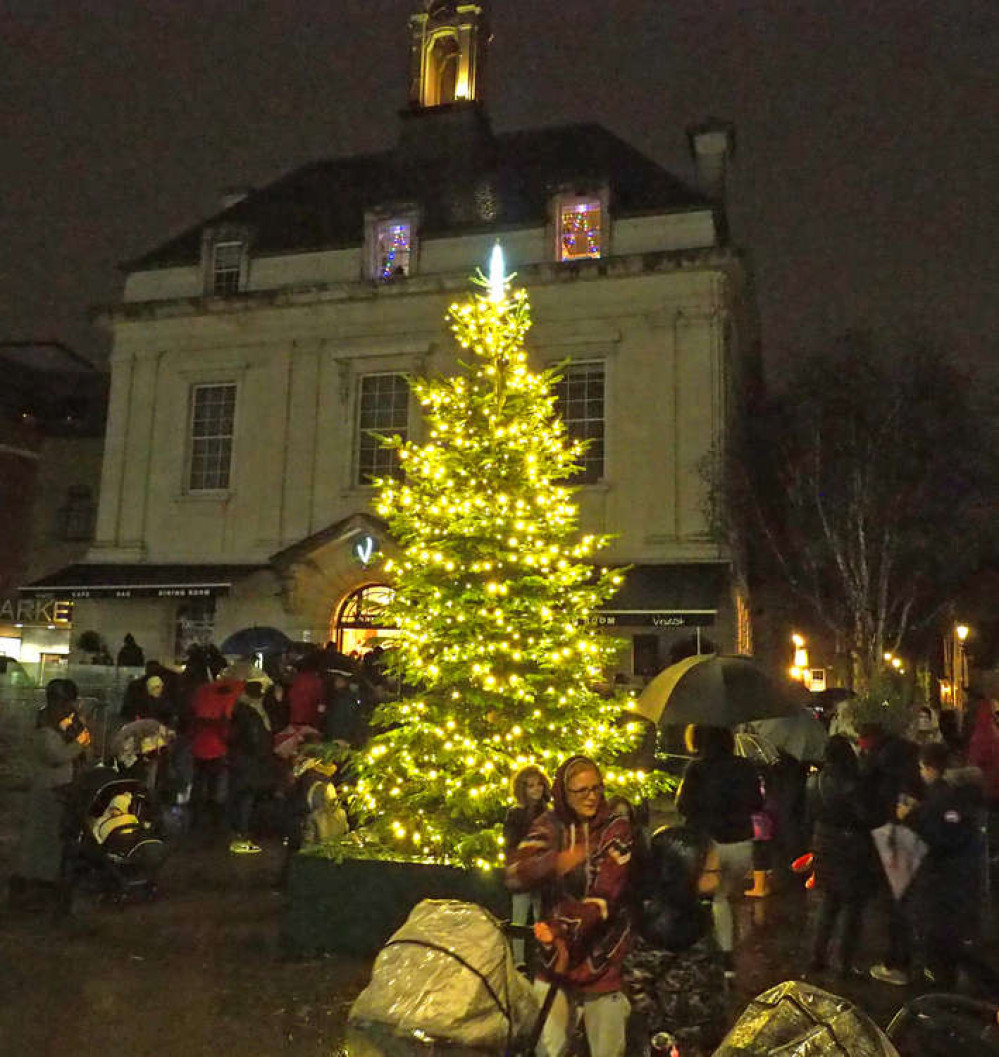 Lighting up the dark evening, Brentford's Christmas tree in Market Place. (Image: Eric Baker)