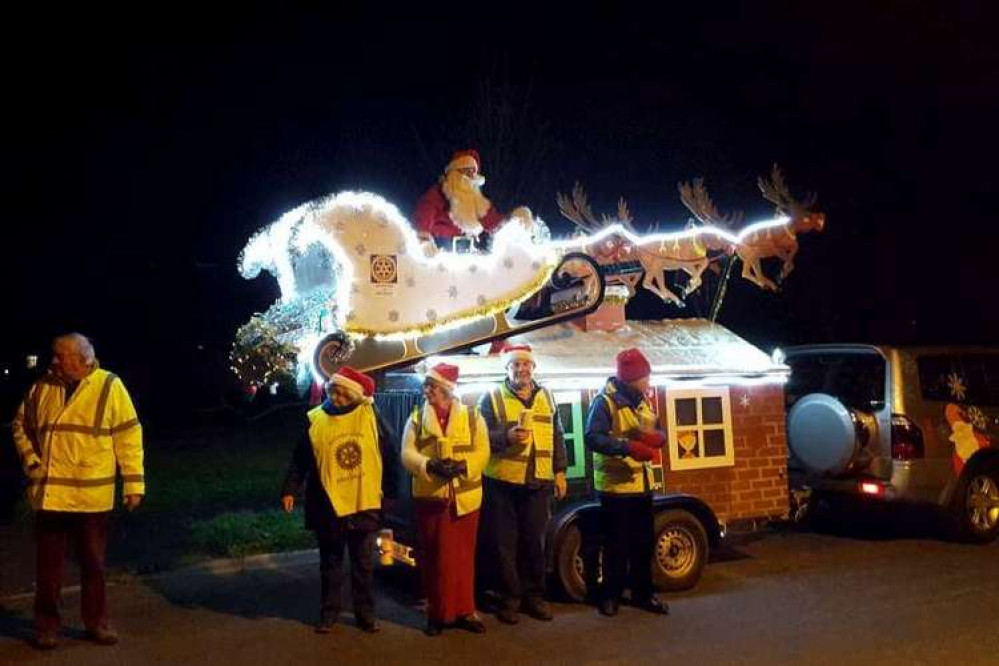 Rotary Club of Brit Valley returns with Father Christmas in his sleigh Rotary Club of Brit Valley returns with Father Christmas in his sleigh