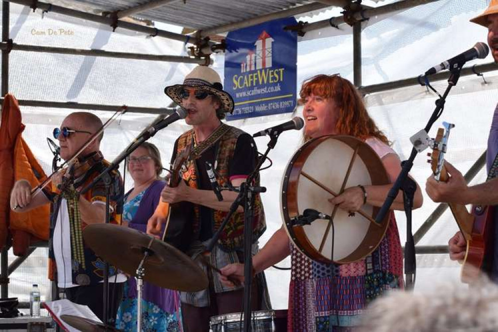 Celtic folk at The Bell Inn, Helston.